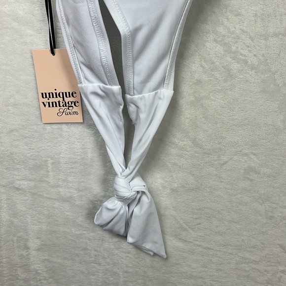Unique Vintage White Marylin Monroe Pin-up Padded Halter Swim Bikini Top New - Picture 10 of 10